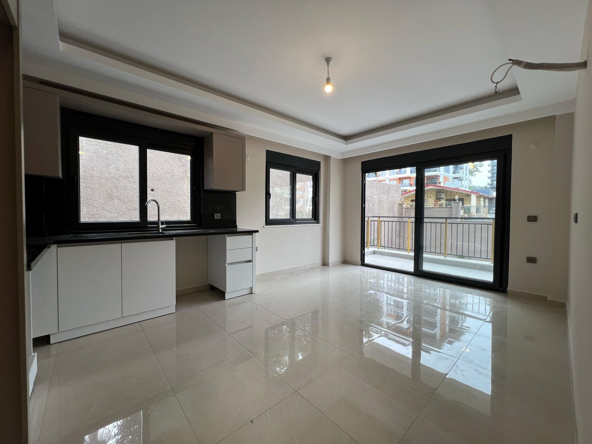 Yatırım Fırsatı! Havuz Manzaralı, 55 m² Boş 1+1 Yaşam Alanı