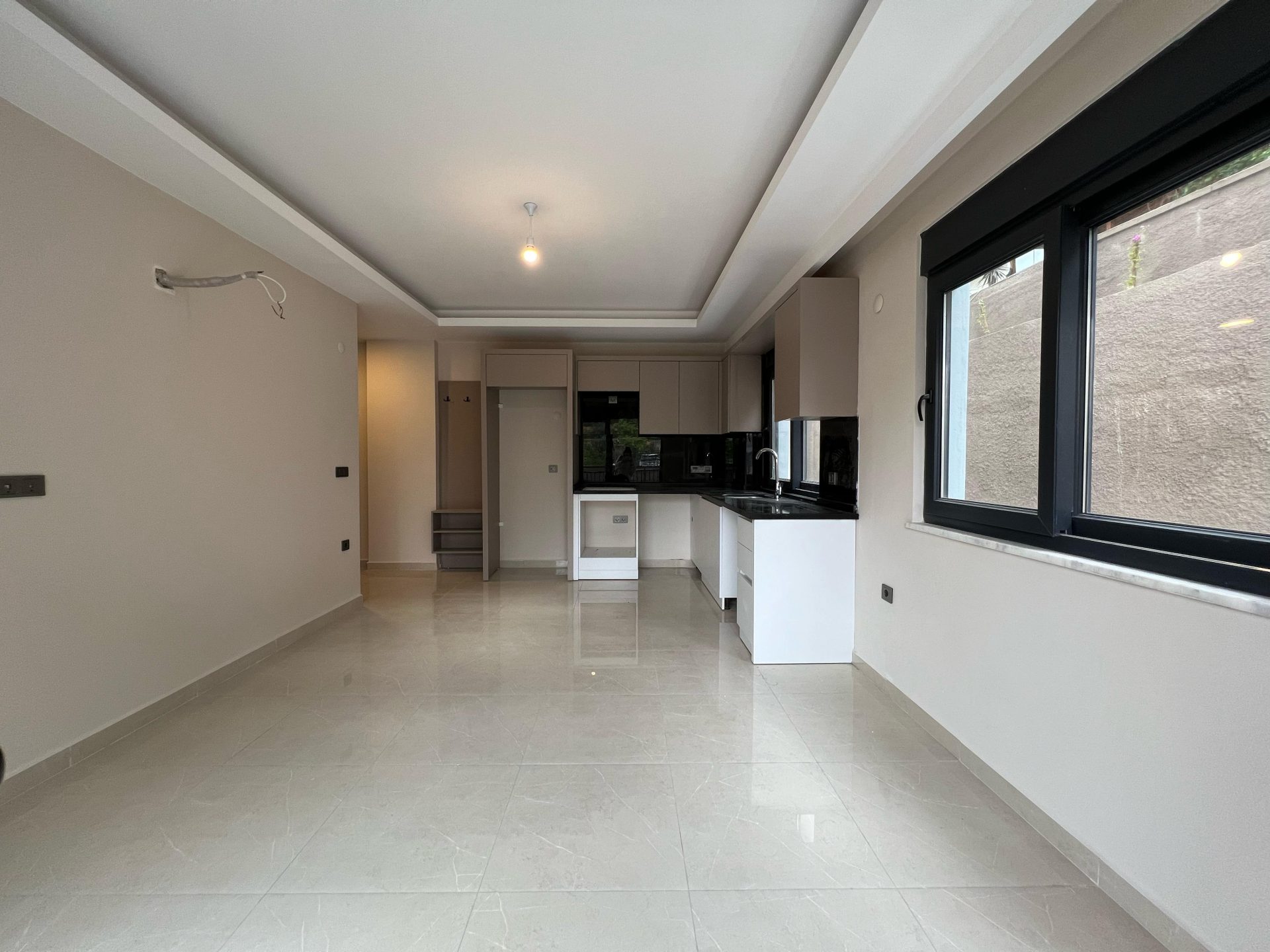 Yatırım Fırsatı! Havuz Manzaralı, 55 m² Boş 1+1 Yaşam Alanı