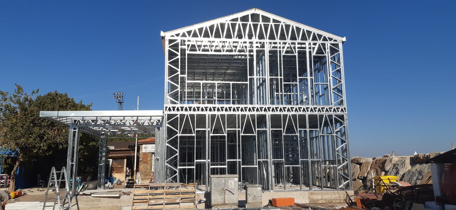 Kendi Zevkine Göre Villanı Uygun Fiyata İnşa Et! Antalya' da Manzaralı Denize Yakın 220m2 Müstakil Villa Projesi