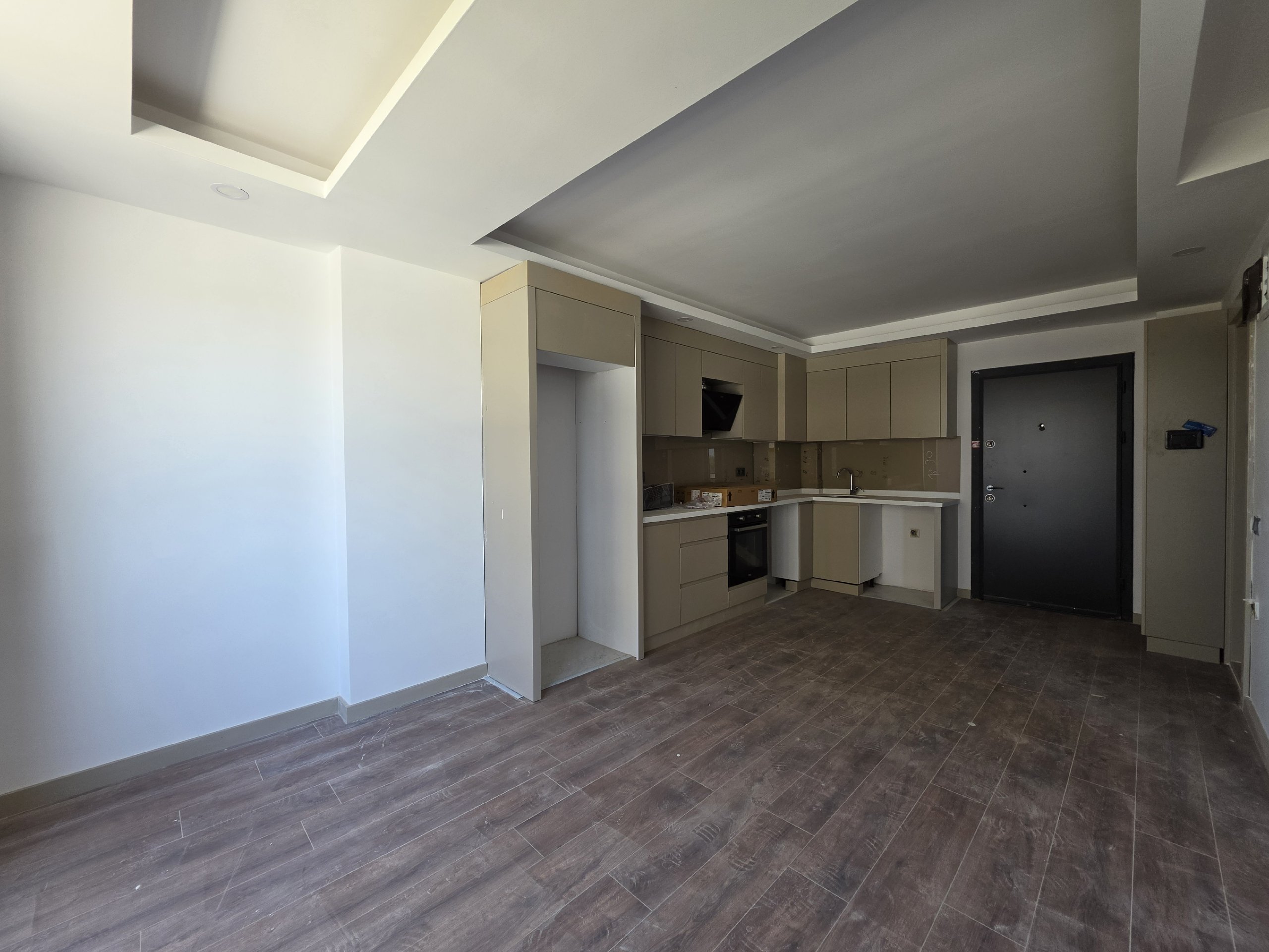 1+1 FLOOR IN A FEATURED SITE IN ANTALYA GÖKSU, CLOSE TO THE AIRPORT AND TRAMU