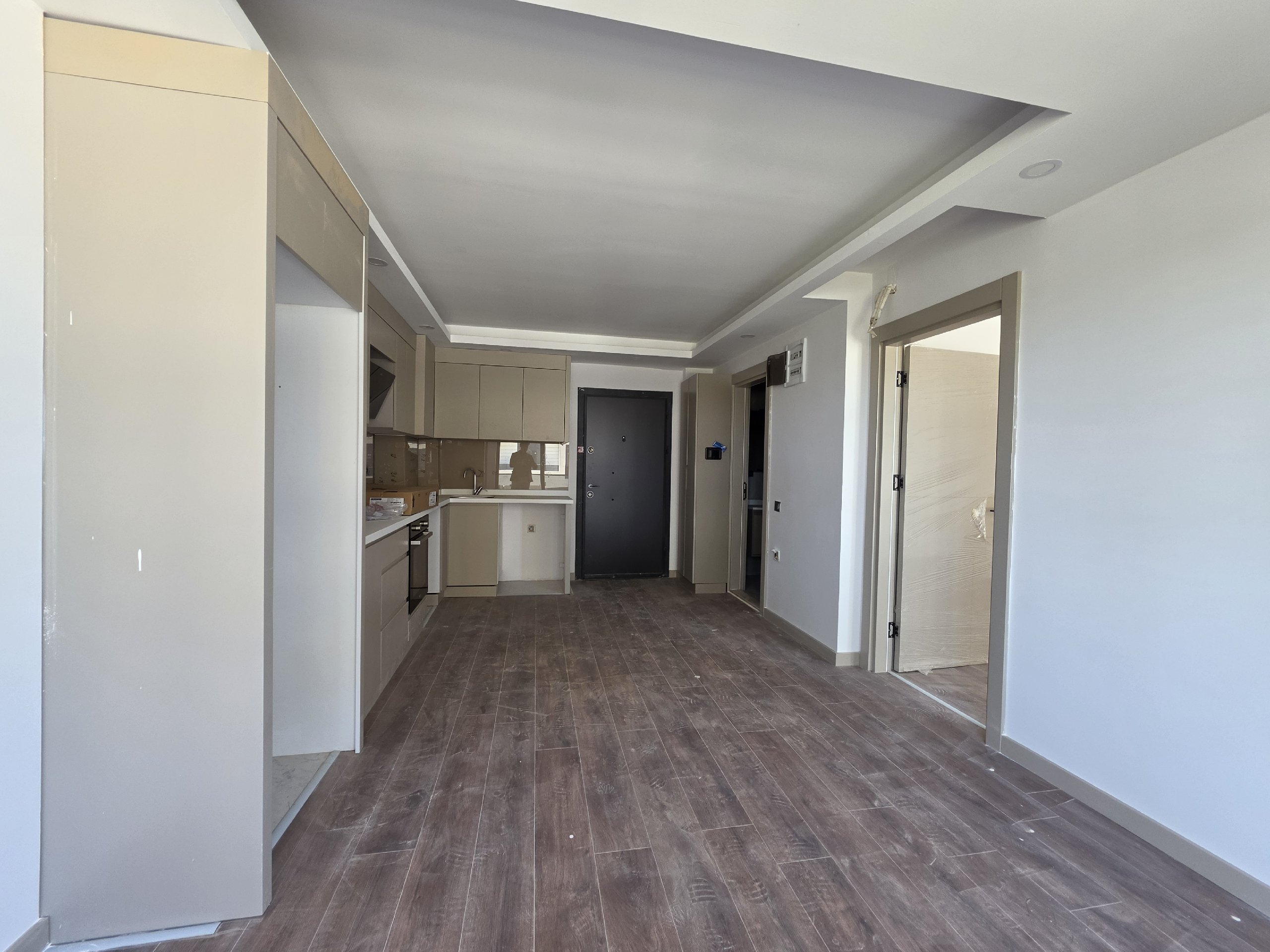 1+1 FLOOR IN A FEATURED SITE IN ANTALYA GÖKSU, CLOSE TO THE AIRPORT AND TRAMU